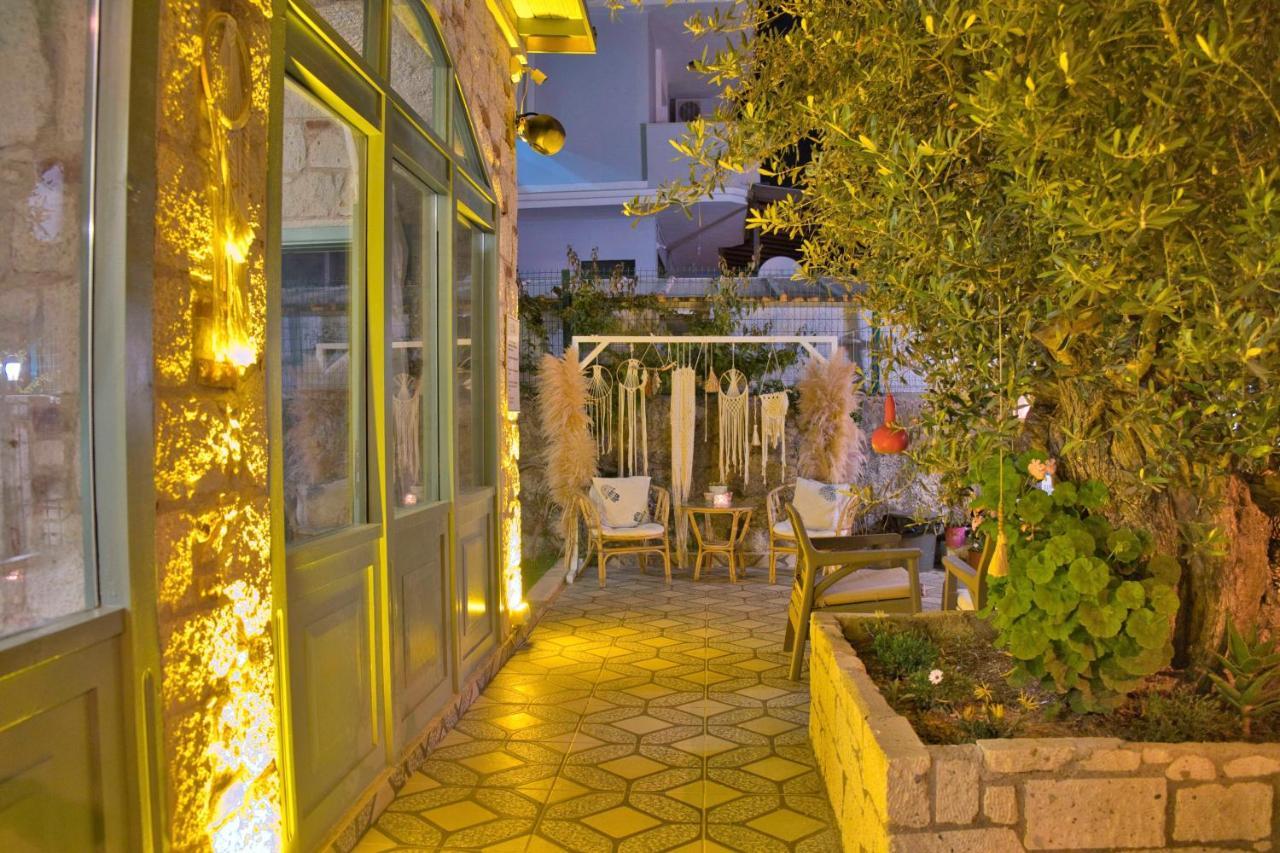 Elda Alacati Boutique Hotel Exteriör bild